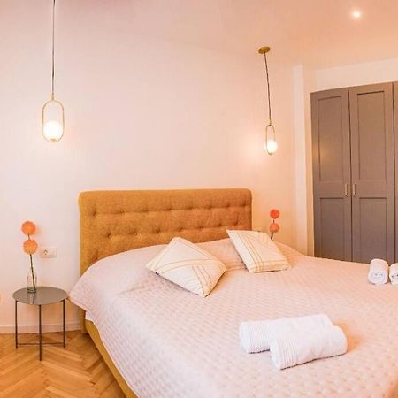Luksuzni Apartman Ribica U Samom Centru Grada Split Extérieur photo
