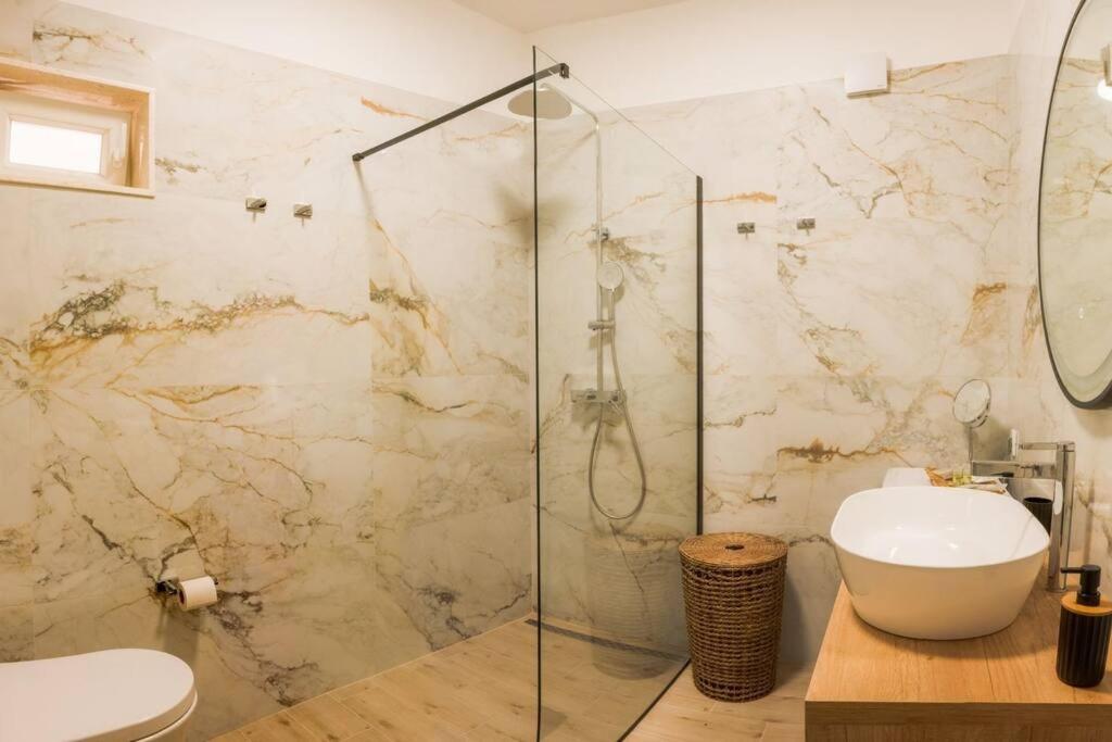 Luksuzni Apartman Ribica U Samom Centru Grada Split Extérieur photo